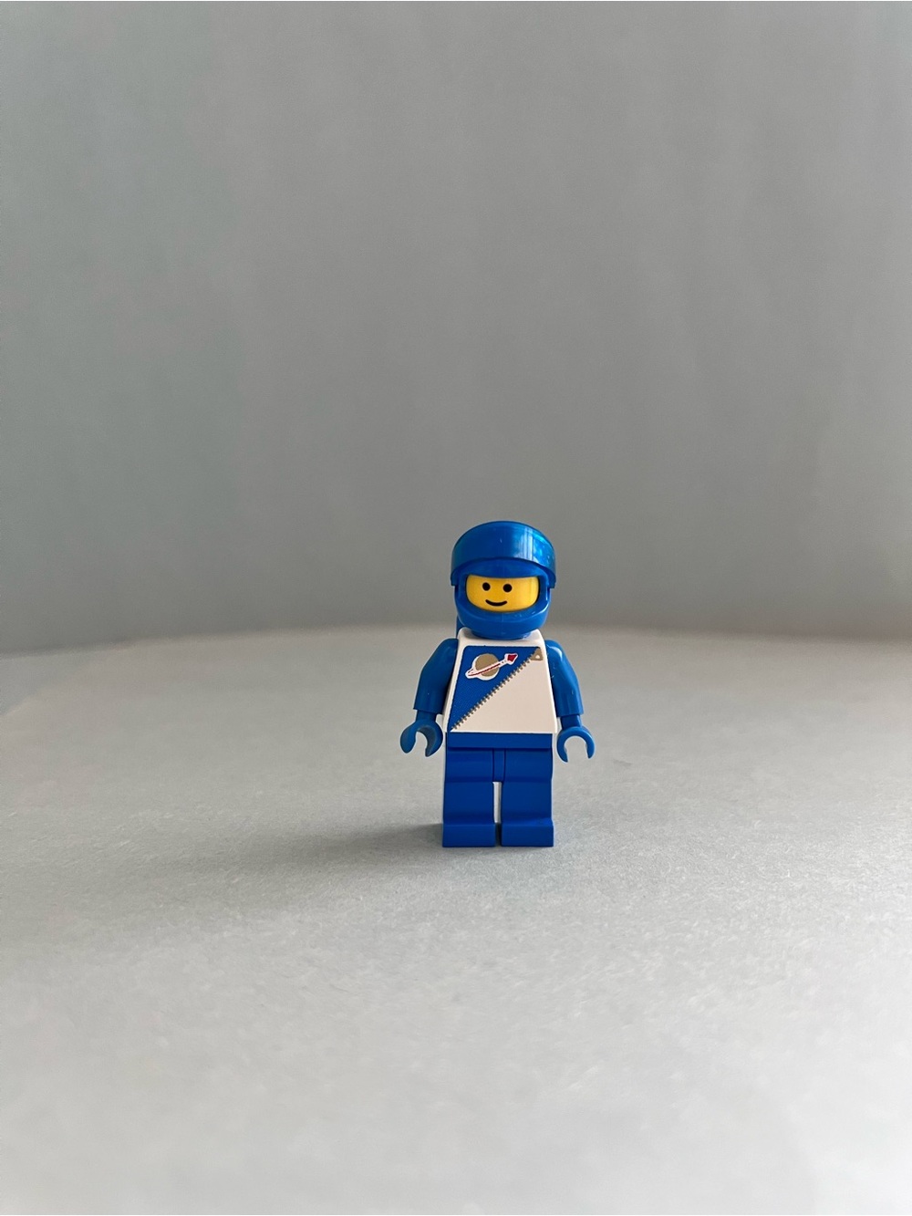 LEGO Space Futuron Blue Astronaut Minifigure